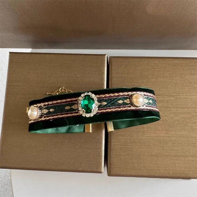 Elegant Velvet Pet Collar
