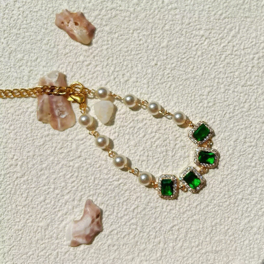 Cat Collar with Emeralds