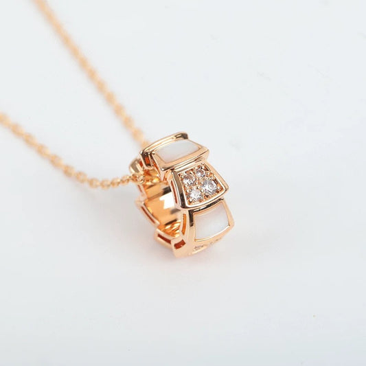 Classic Design SnakeBone Necklace