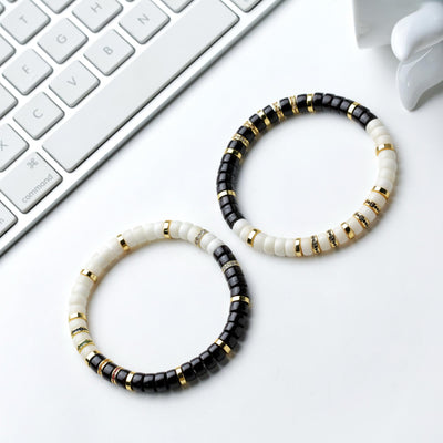 Natural Black & White Bodhi Bracelet – Handmade Spiritual Jewelry