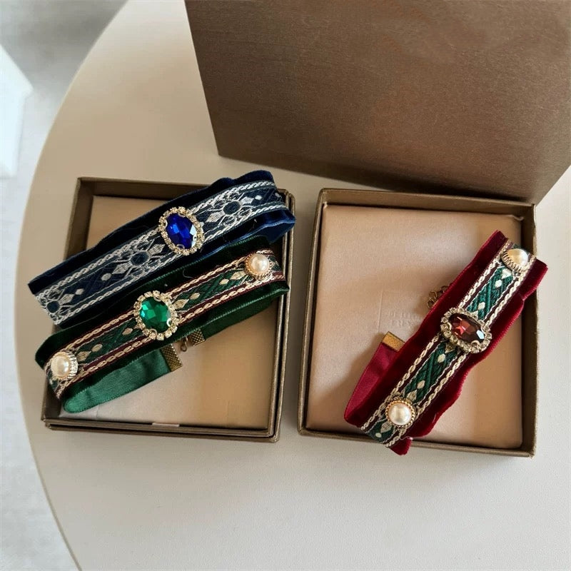 Elegant Velvet Pet Collar