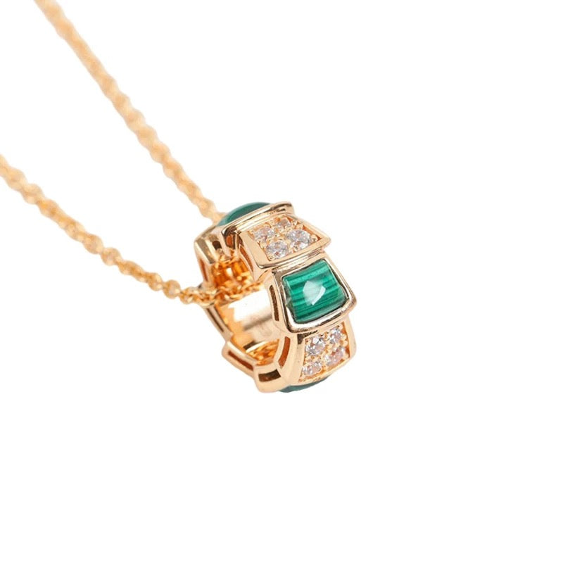 Classic Design SnakeBone Necklace