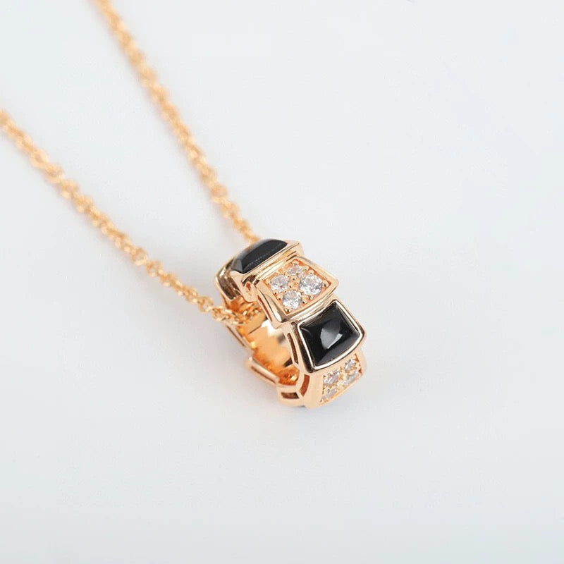 Classic Design SnakeBone Necklace